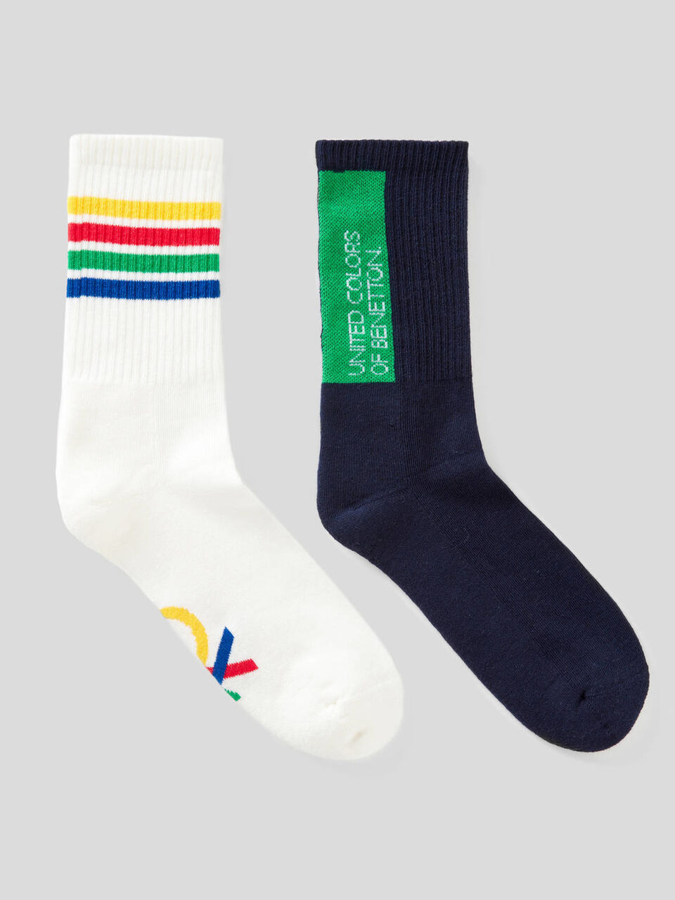 Two pairs of socks image number 1