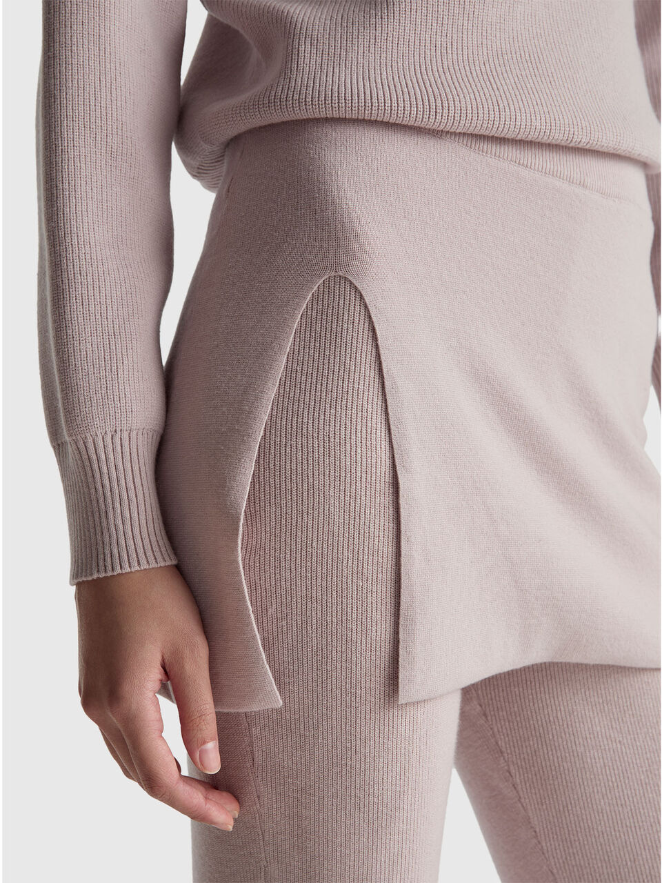 TROUSERS Women image number null