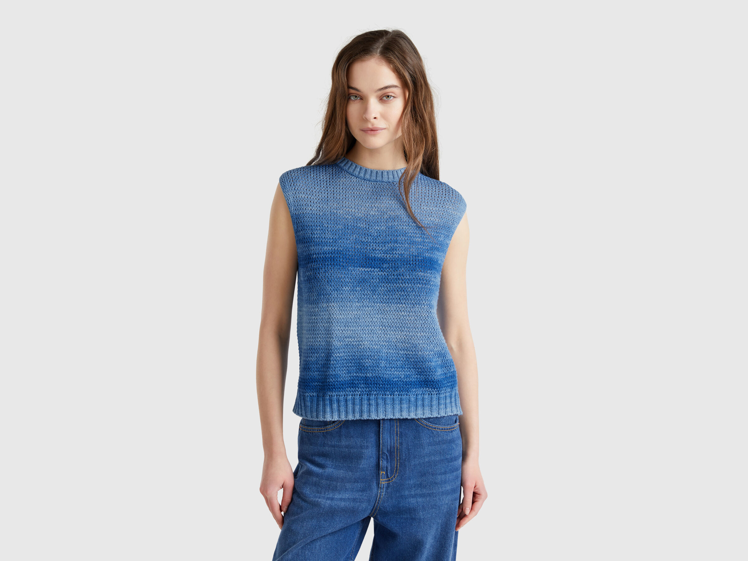 SLEEVELESS SWEATER Women image number 0