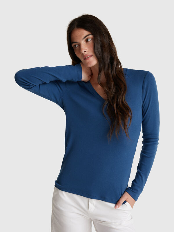 Air Force blue t-shirt with V-neck Women