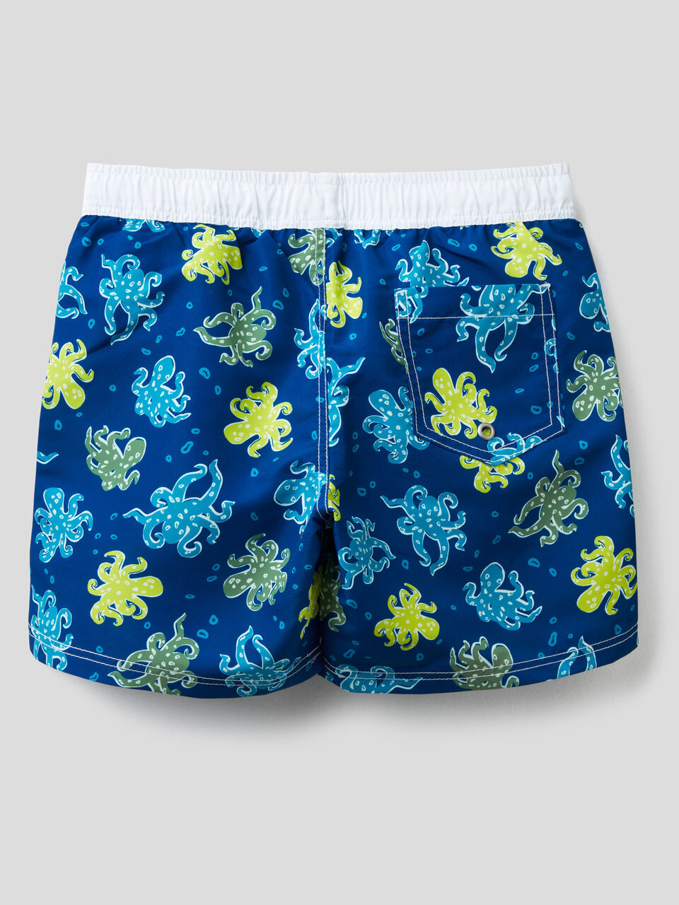 Swim trunks with pattern print image number 2