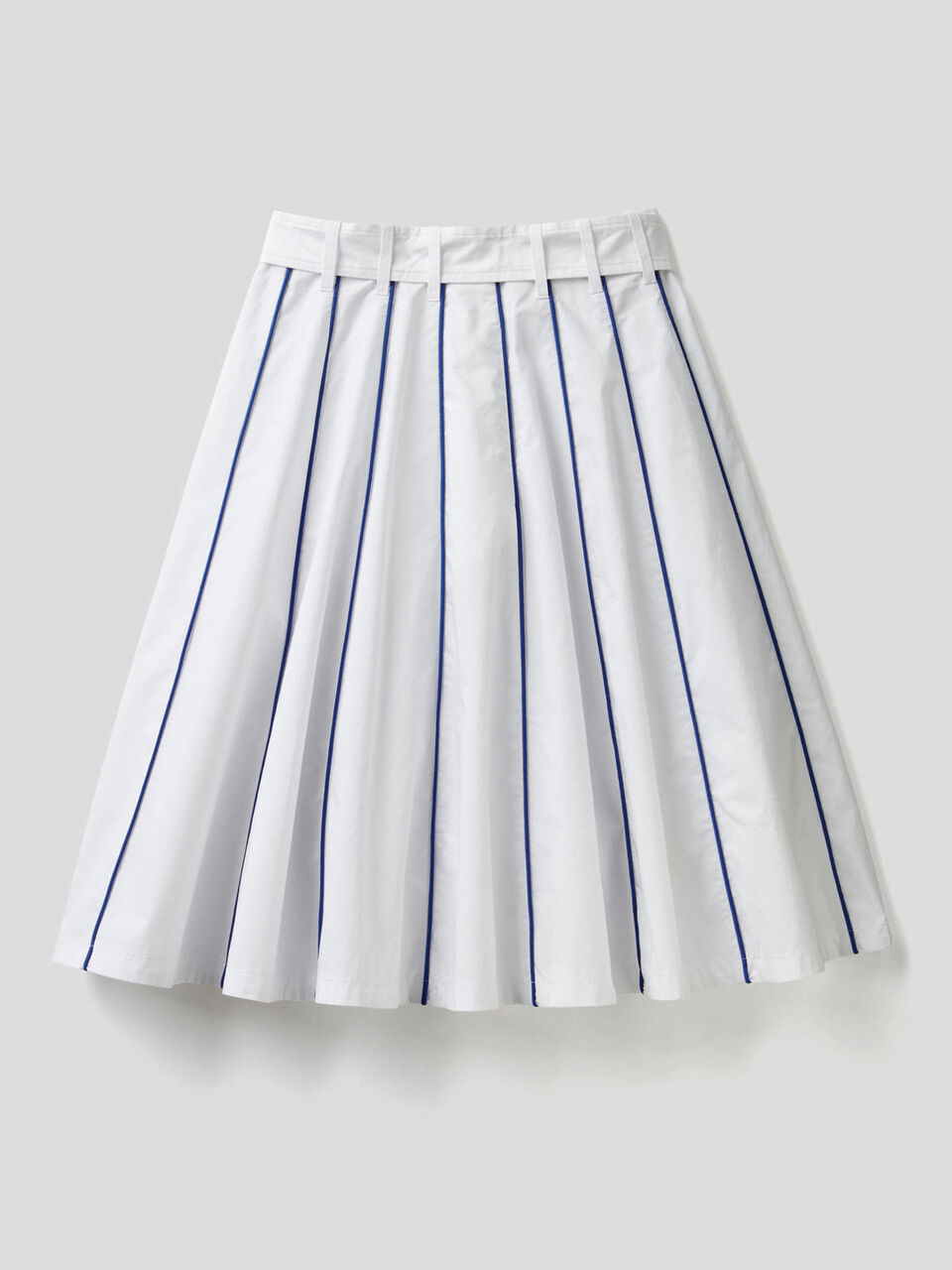 Flared skirt with belt image number 2