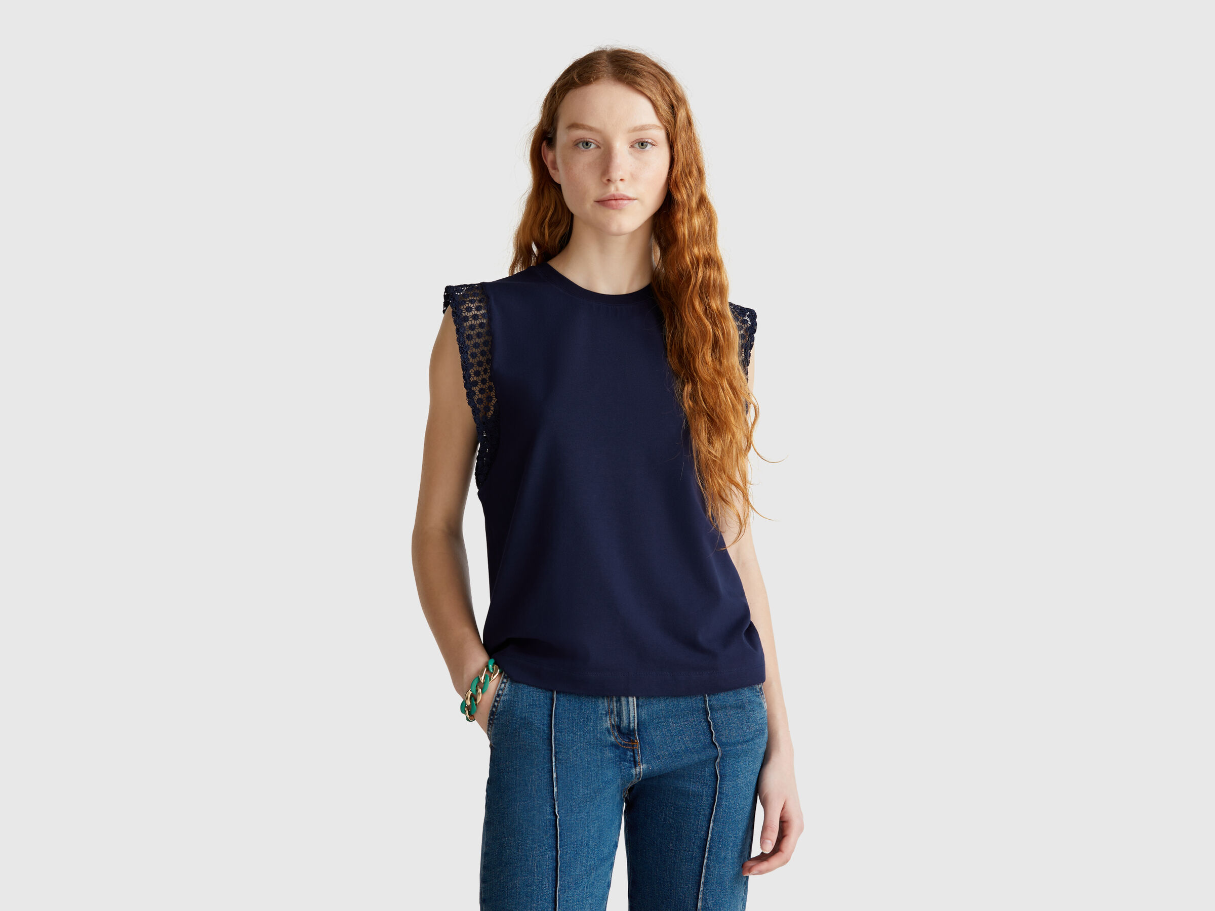 SLEEVELESS SWEATER Women image number 0