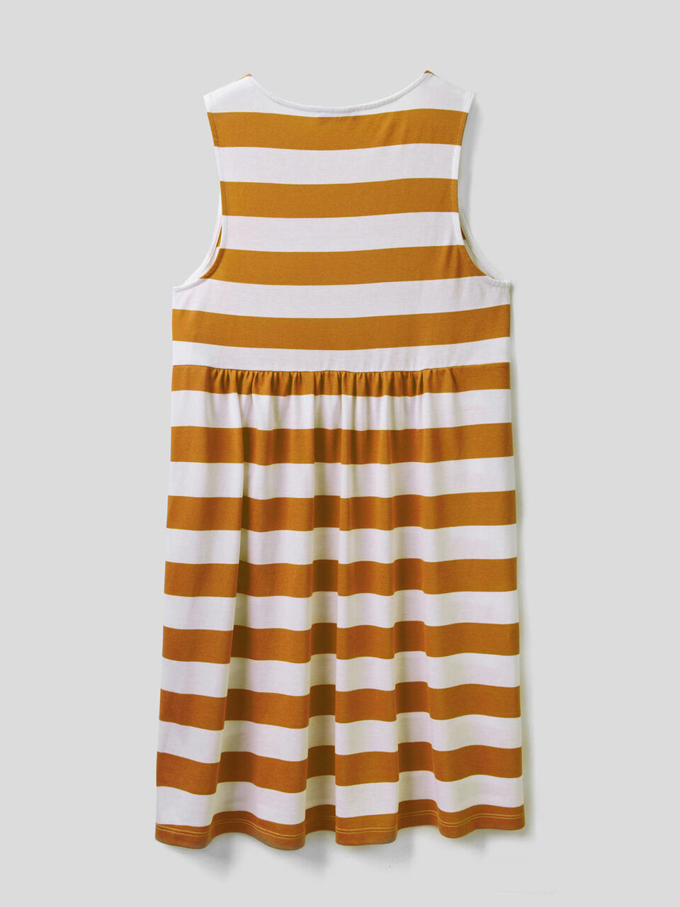 Short sleeveless striped dress image number 2