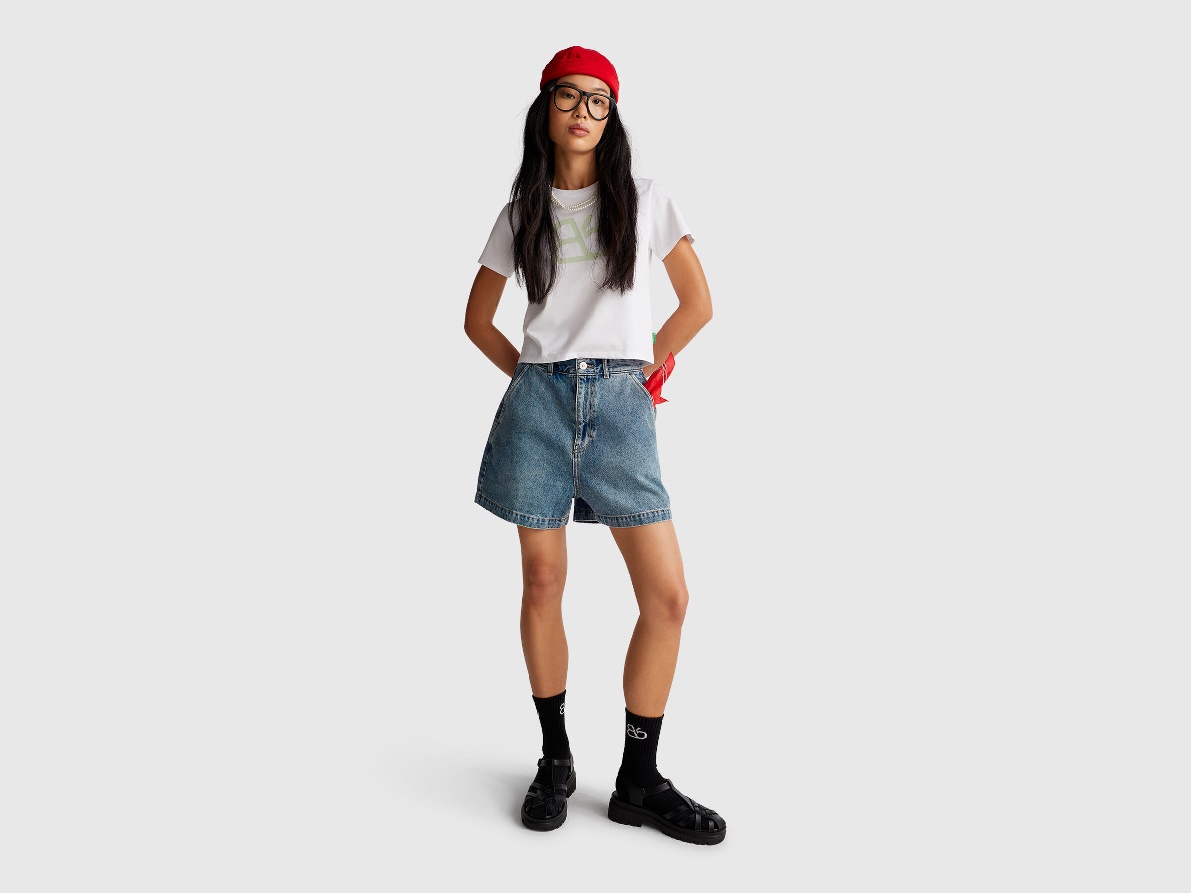 SHORTS Women image number 0