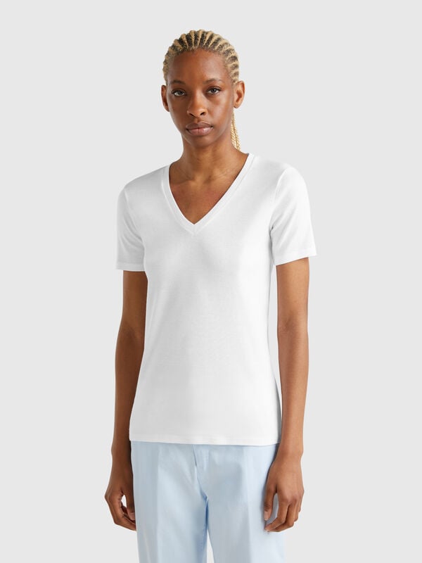 Pure cotton t-shirt with V-neck Women