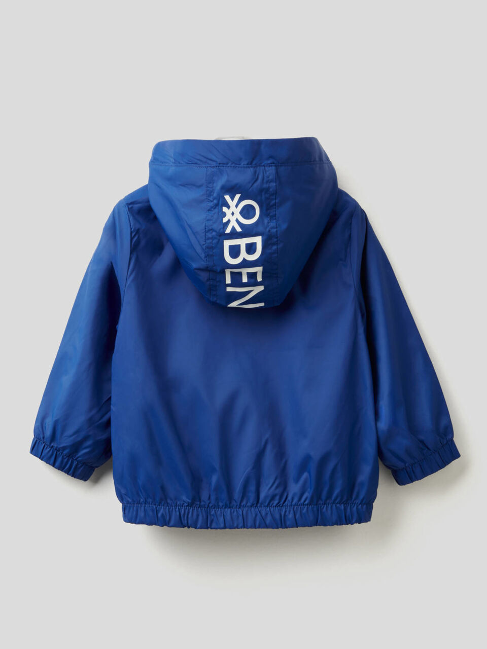 "Rain Defender" jacket with hood image number 2