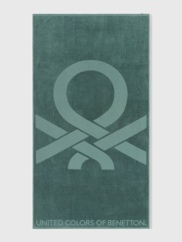 Jacquard beach towel
