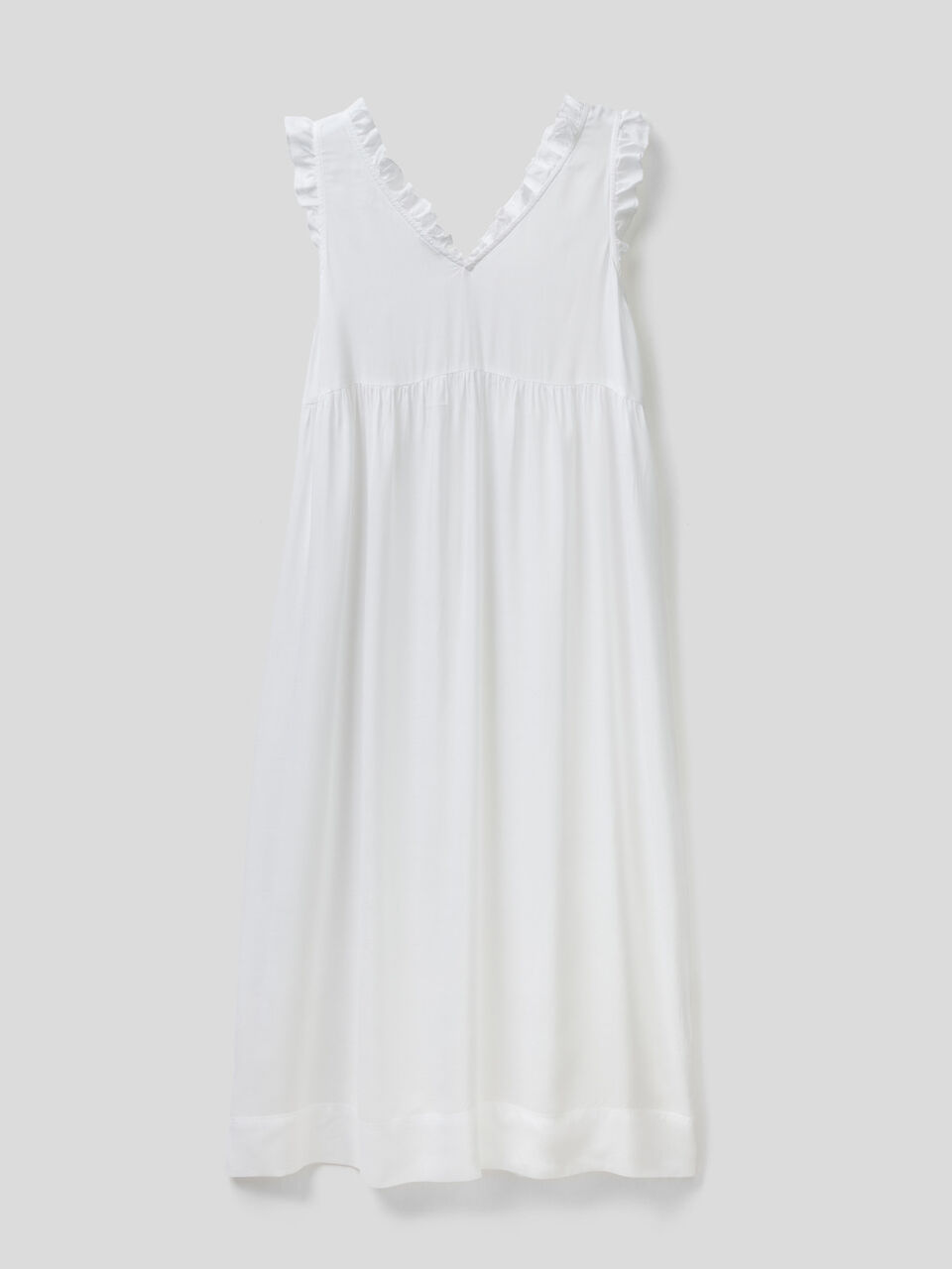 Nightdress with rouches image number 2