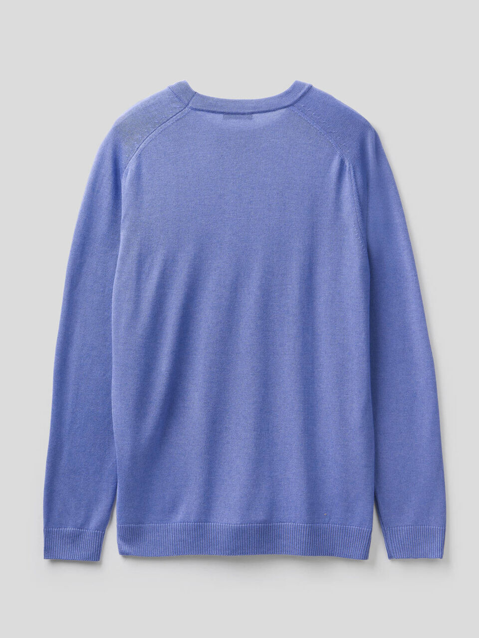 Solid colored crew neck sweater image number 2