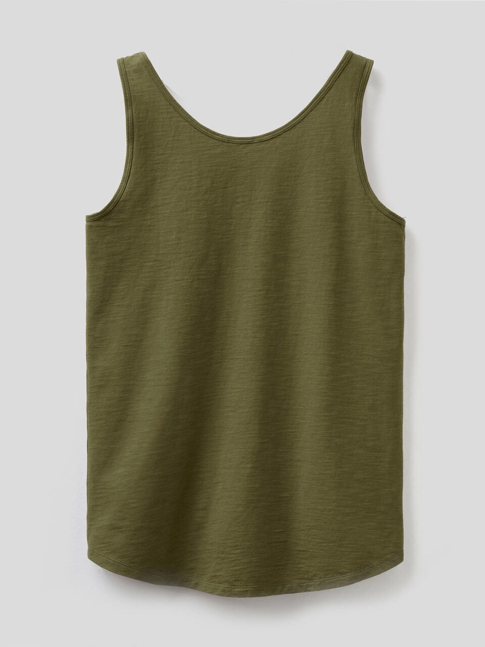 100% cotton tank top with rounded bottom image number 2