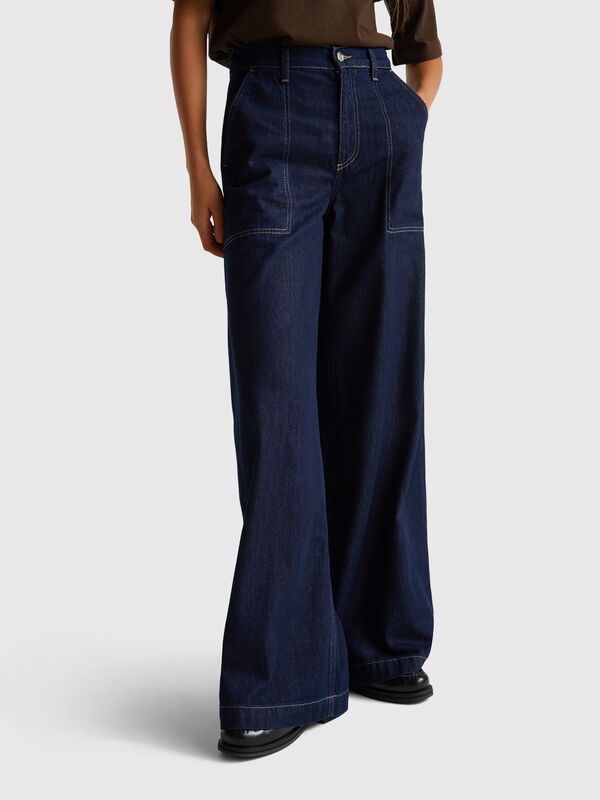 Wide-leg jeans with pockets Wide-leg jeans with pockets Women