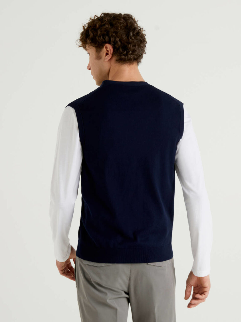 Pure cotton vest with buttons Men image number null