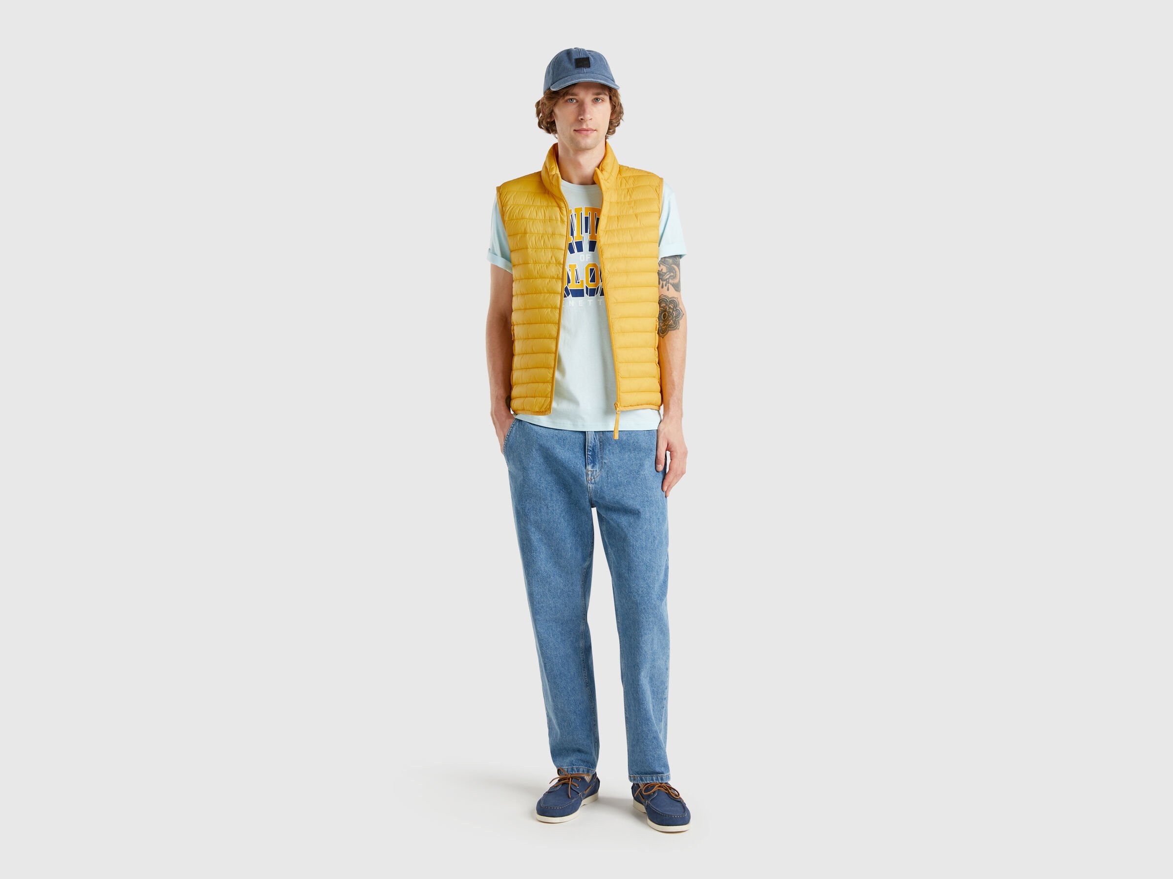 WAISTCOAT Men image number 2