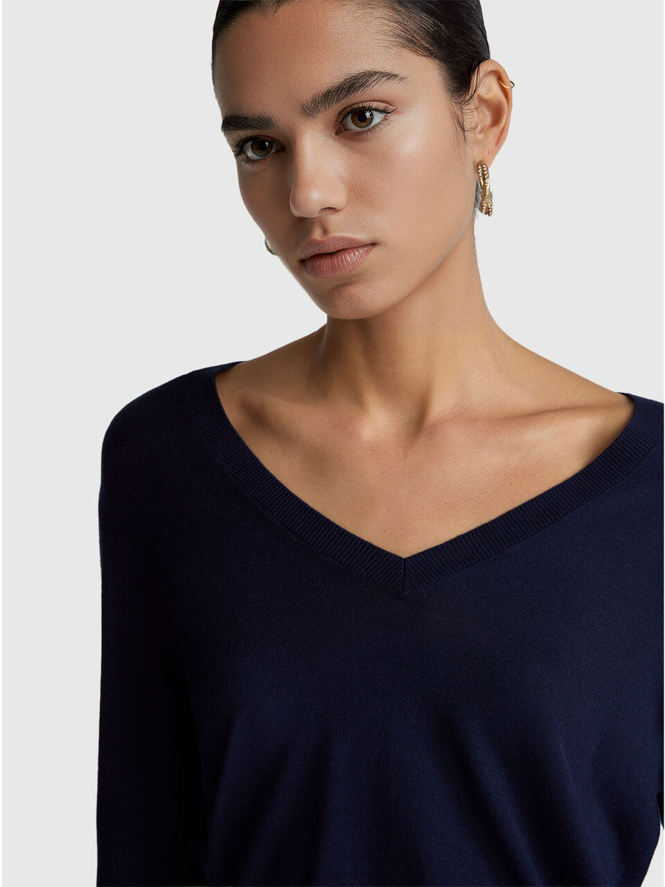 V NECK SWEATER L/S Women image number null