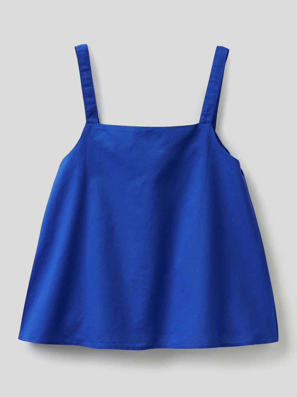 Flared top with shoulder straps in linen blend image number 2