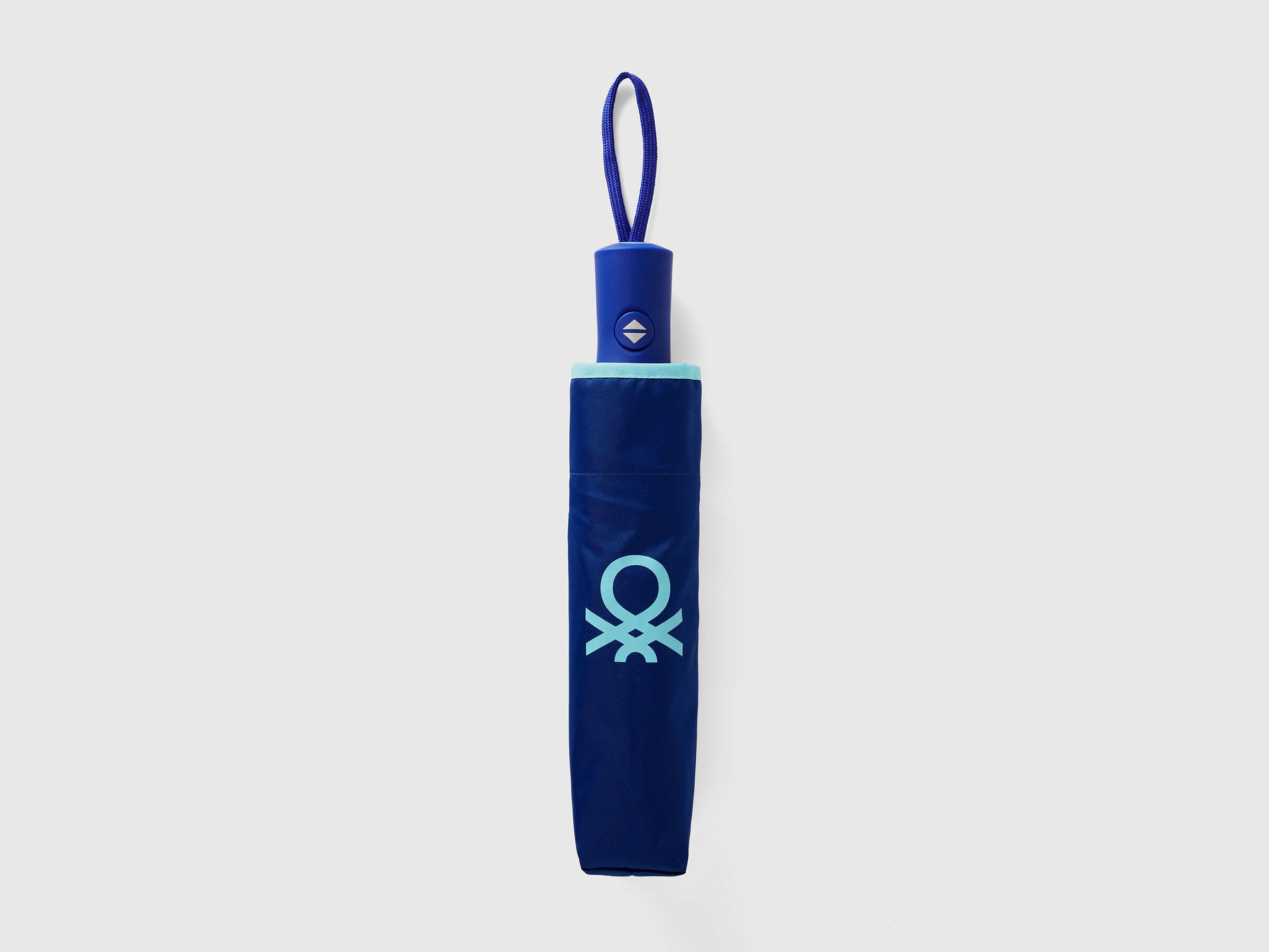 Blue umbrella image number 0