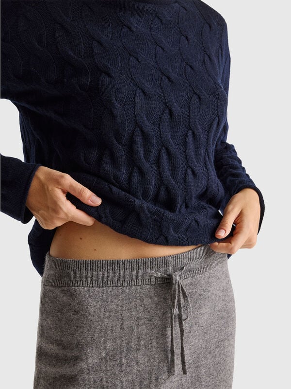 Cashmere blend sweater with cable knit Women