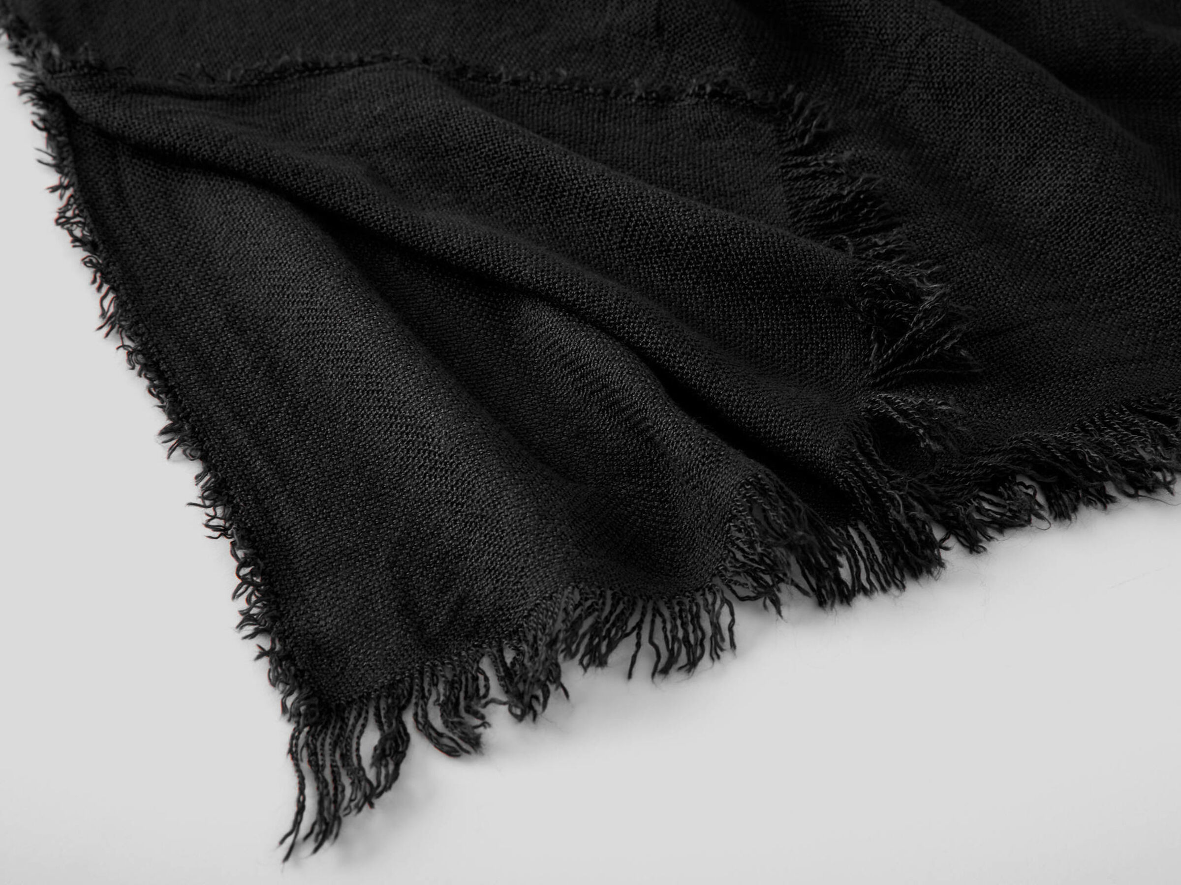 Scarf in solid color viscose Women image number 2