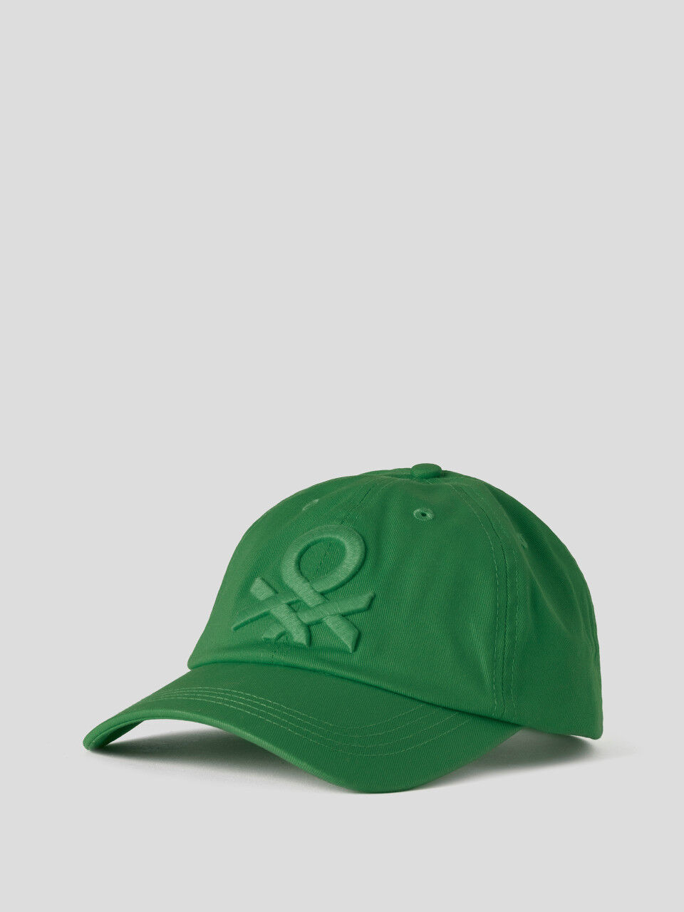 green a hat