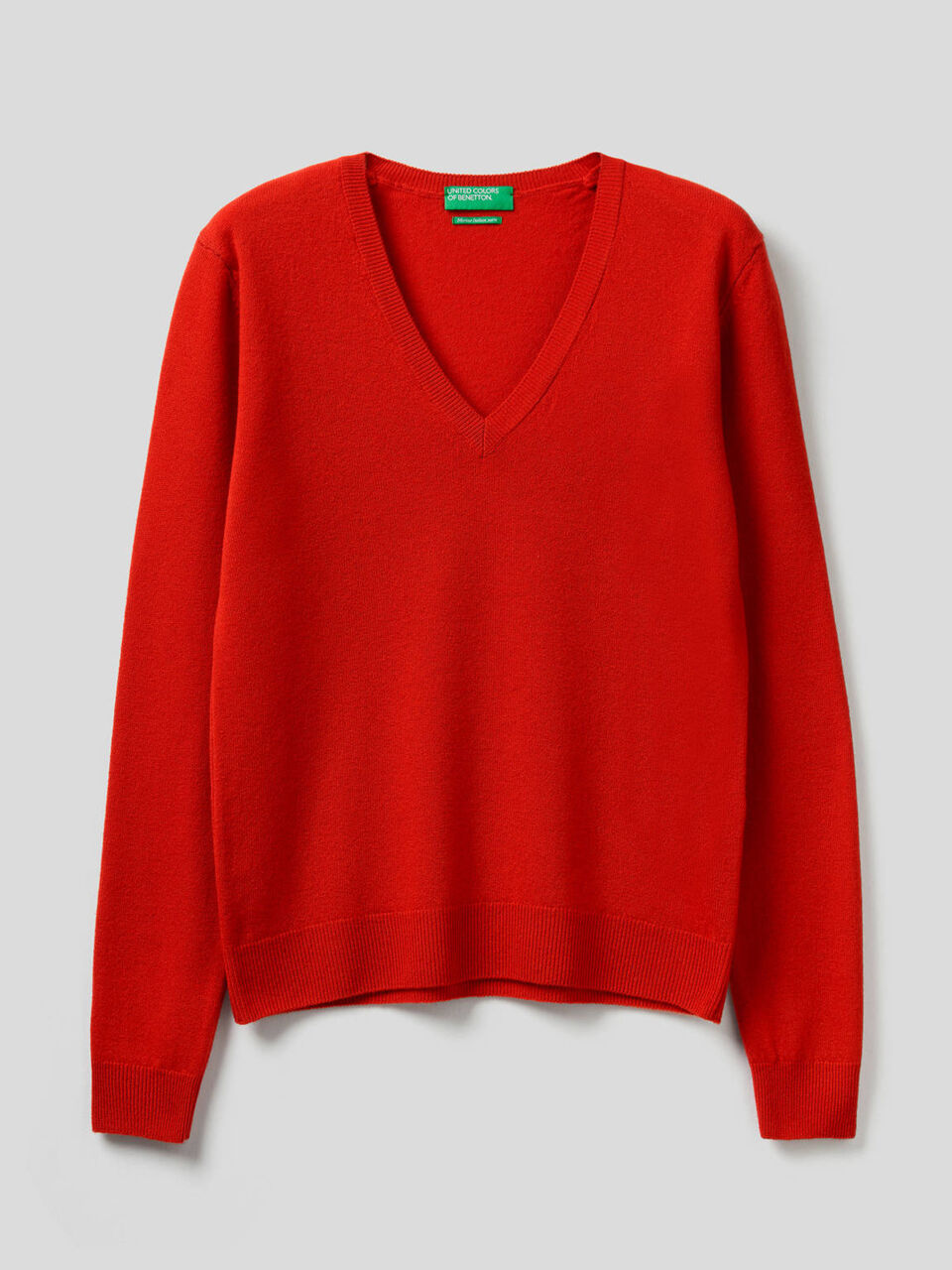 V-neck sweater in pure virgin wool image number 1