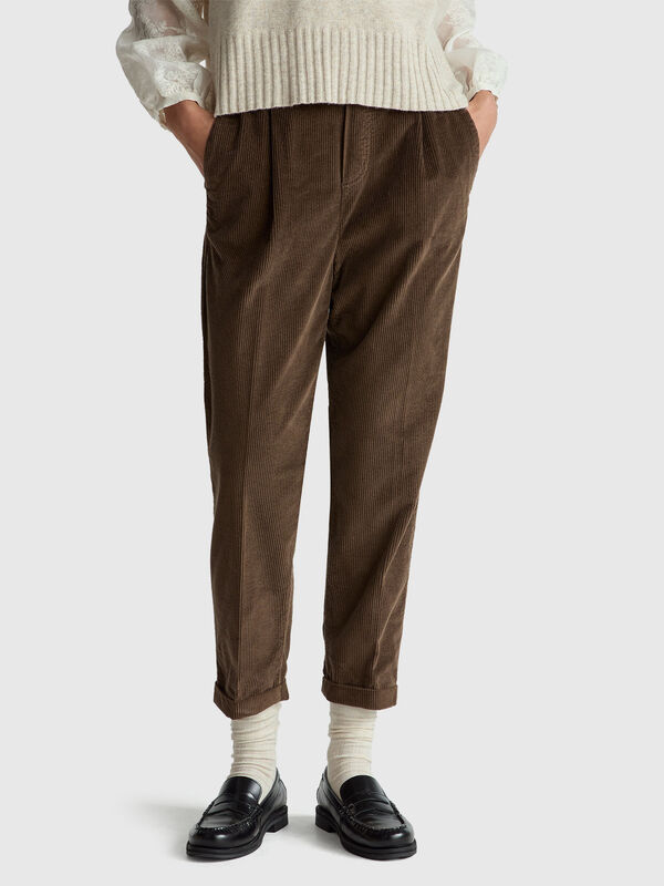 Chinos in velvet with stretch waist Women