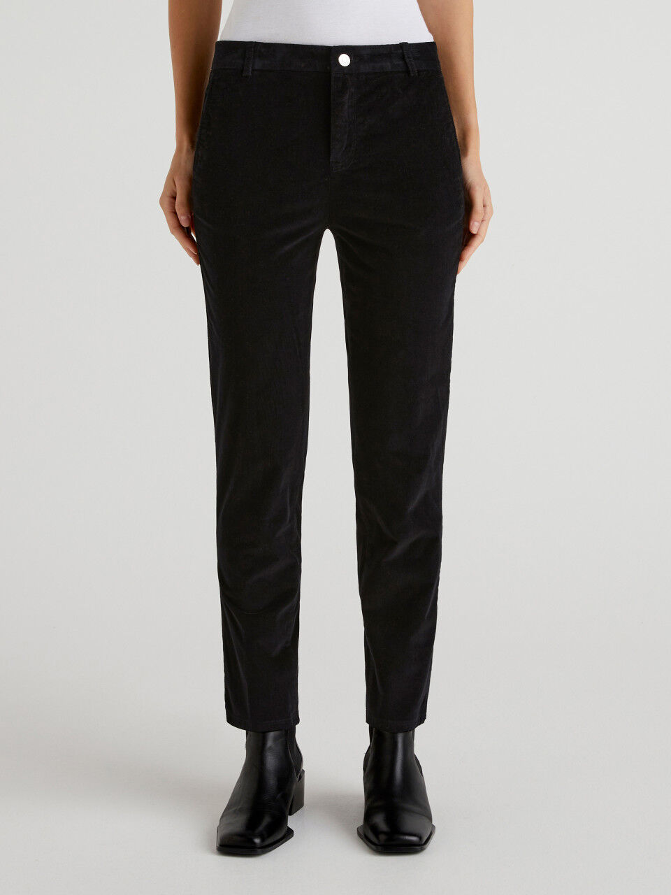Slacks and Chinos Skinny trousers Womens Clothing Trousers Balmain Velvet Hip Cut Skinny Bootcut Trousers in Black 
