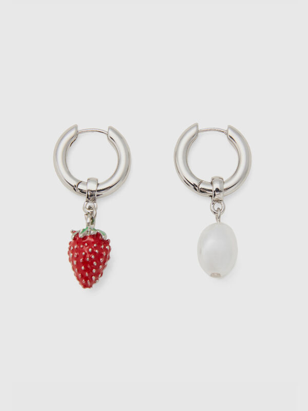 Earrings with red strawberry pendant and white pearl Women