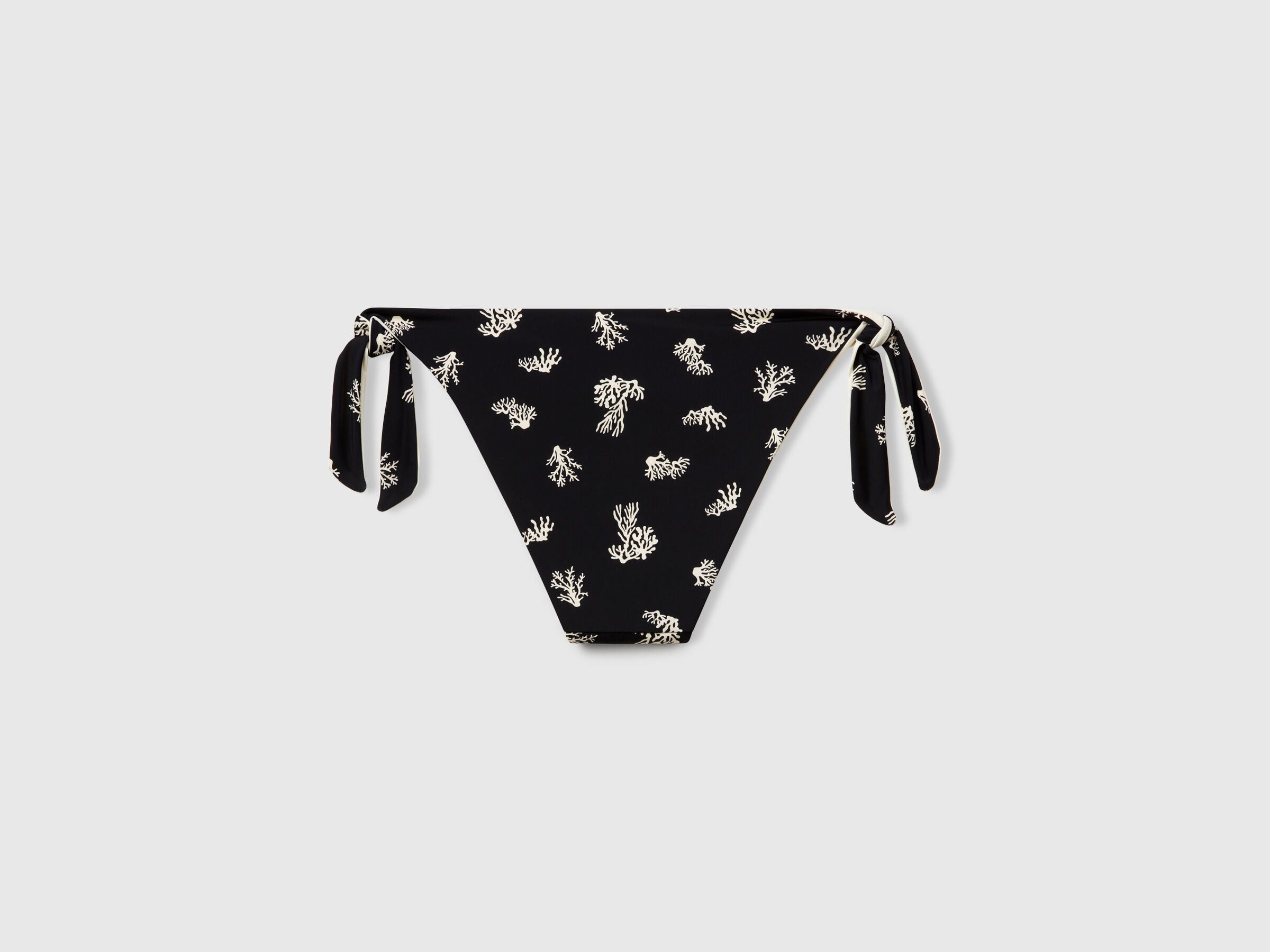 SWIMMING BRIEFS Women image number 3