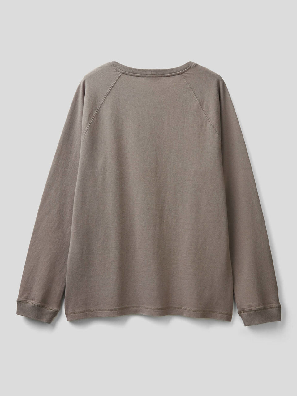 T-shirt with long raglan sleeves image number 2
