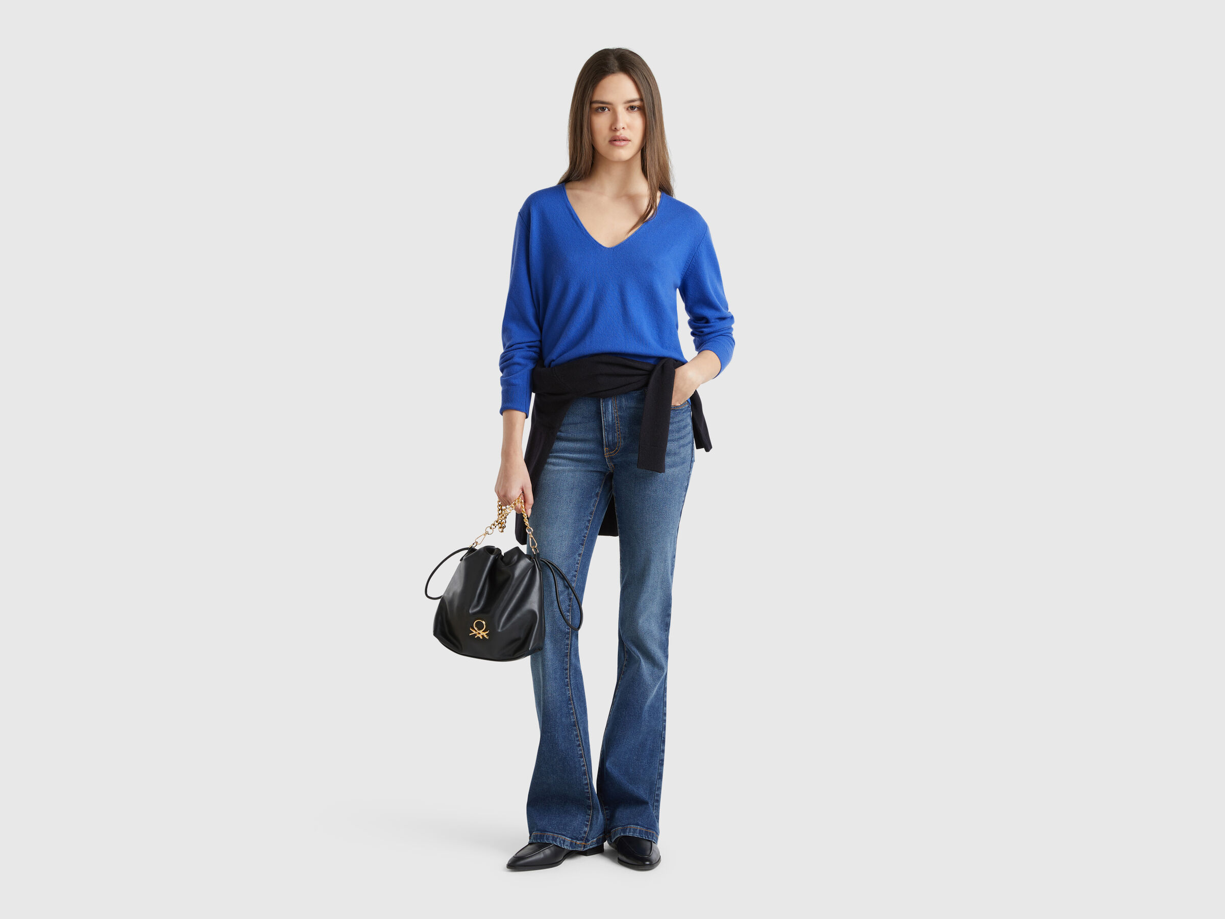 V NECK SWEATER L/S Women image number 2