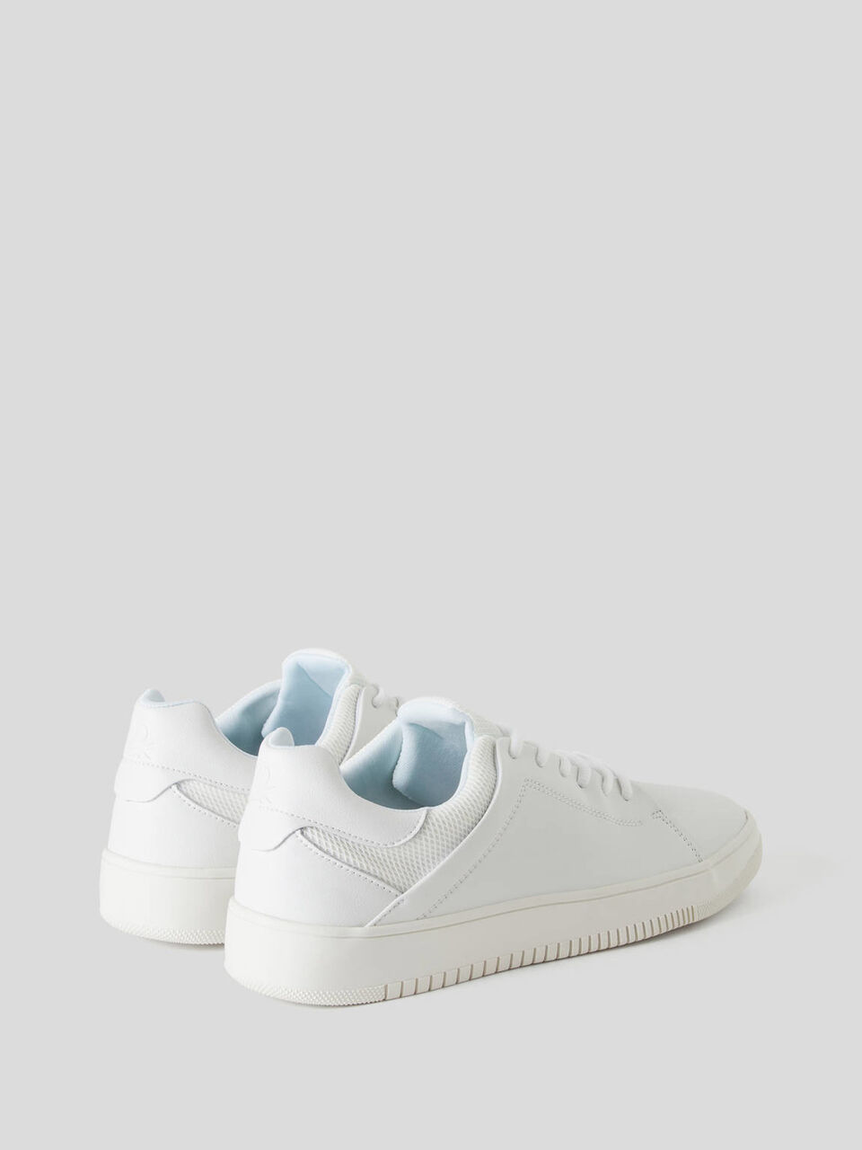 Sneakers in leather with fabric details image number 2