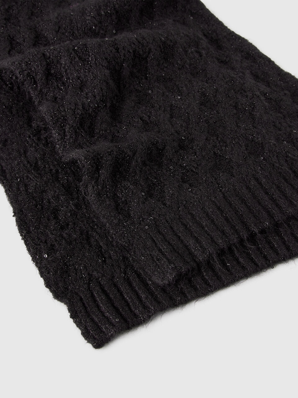 SCARF Junior Girl image number null