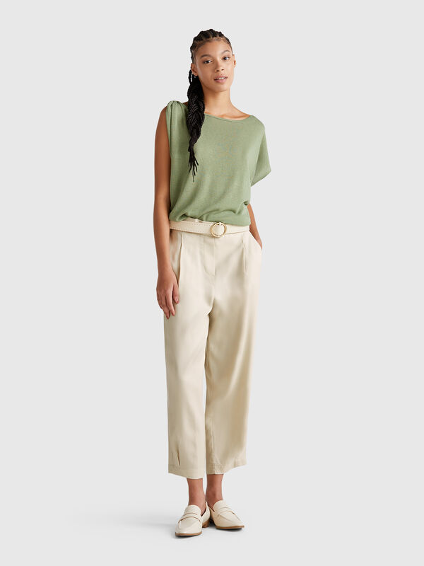 Flowy trousers with pleats Women
