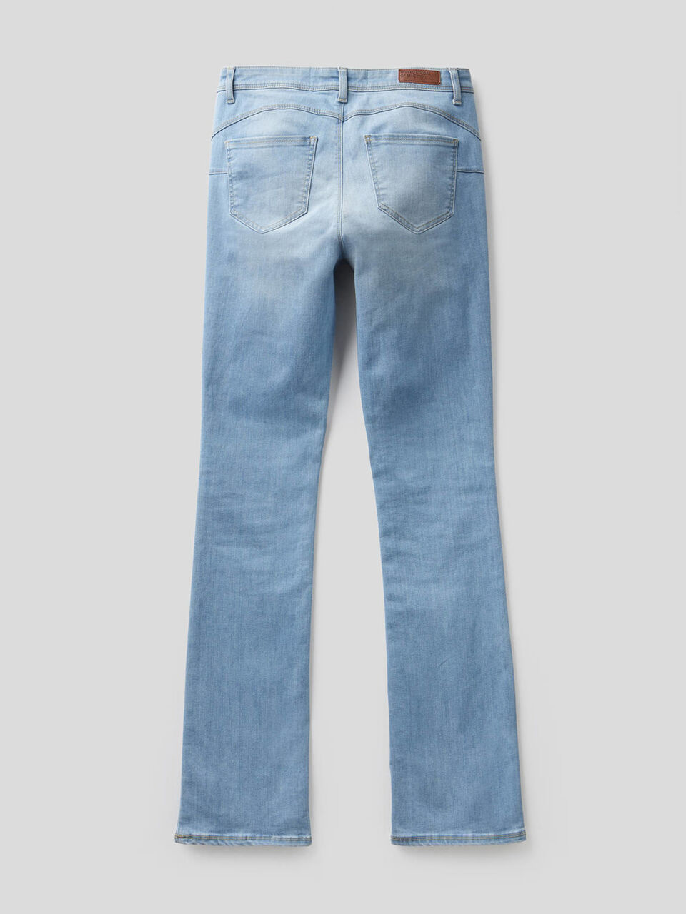 Push up bootcut jeans image number 2