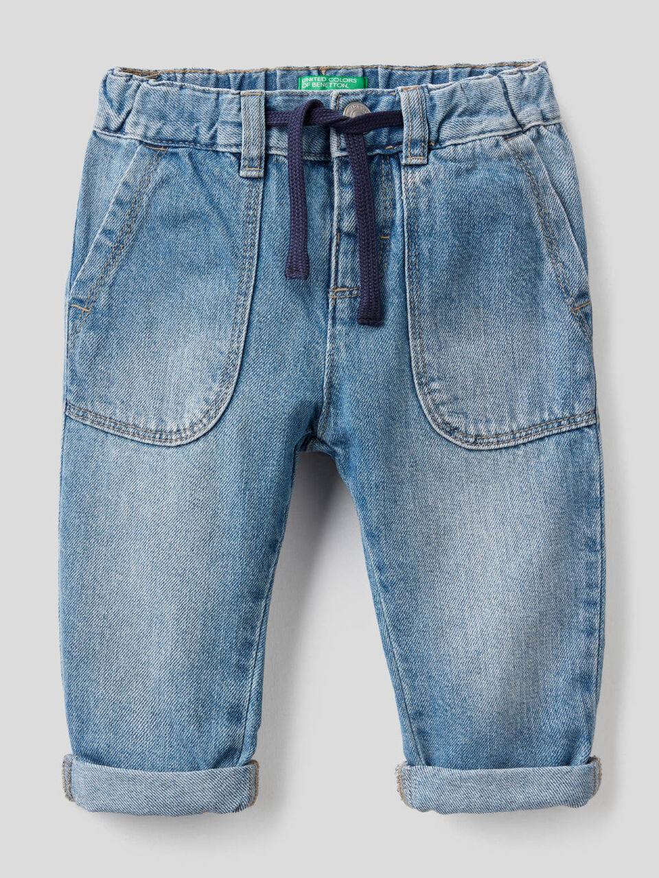 Jeans with maxi pockets in 100% cotton image number 1