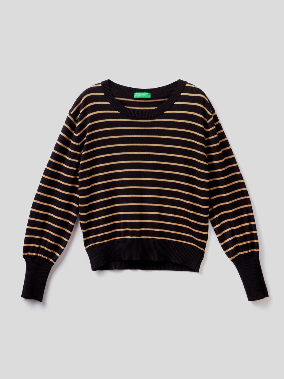 Sweater with puff sleeve image number 1