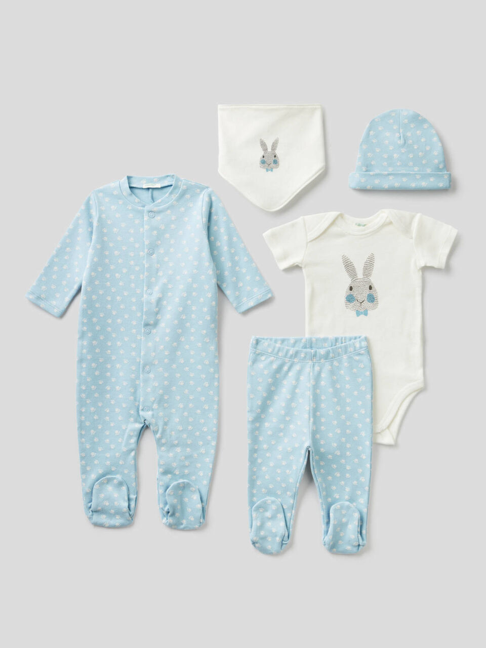 5-piece layette in pure cotton image number 1