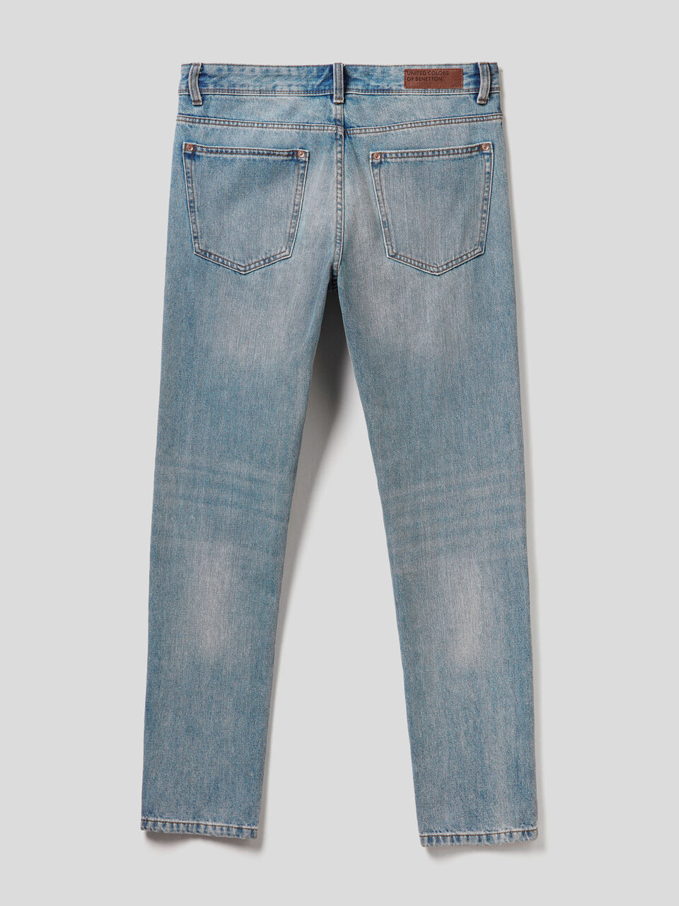 Straight leg 100% cotton jeans image number 2