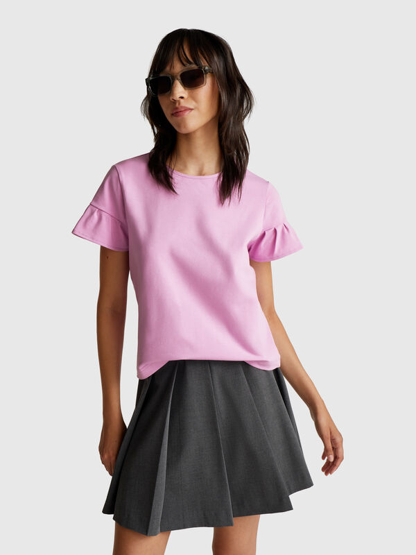 T-shirt with ruffled sleeves Women