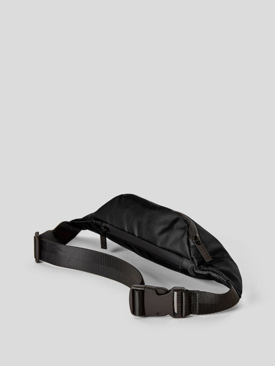 Nylon bum bag image number 2